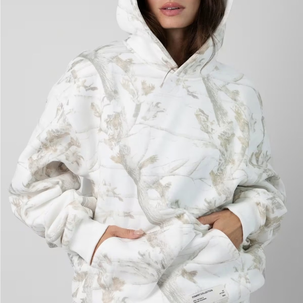 Cozy White and Tan Camo Comfrt Hoodie